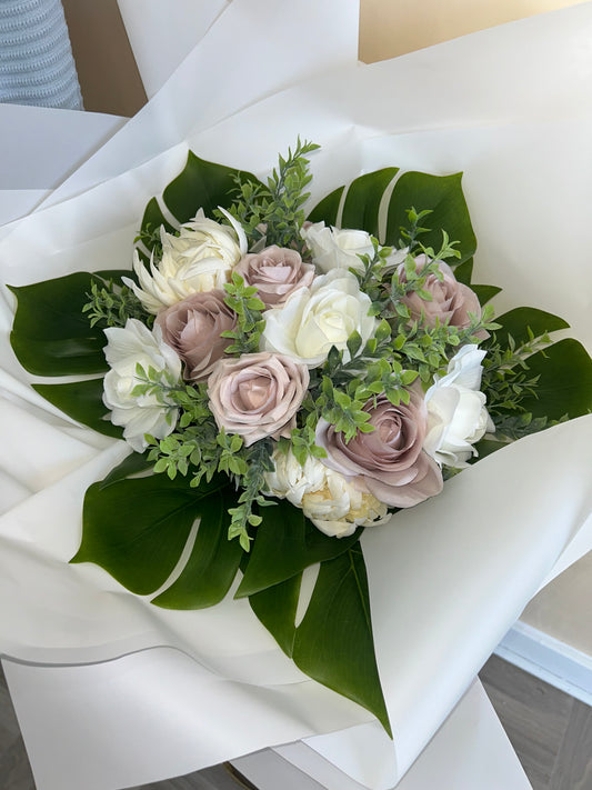 Champagne Palm Bouquet